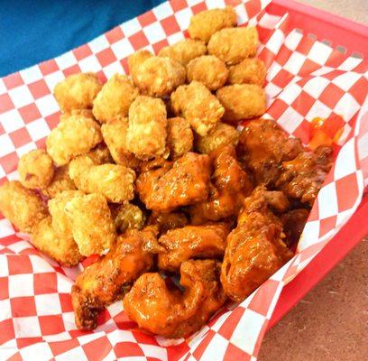 Hot and Garlic chicken tenders with tots