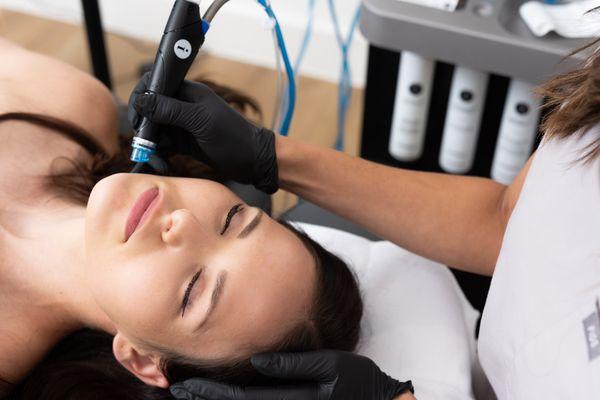 Get glowing with the Hydrafacial Syndeo! The newest and most advanced Hydrafacial system!