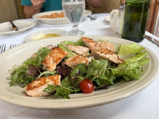 Salmon on salad Insalata San Nicola