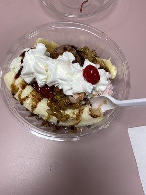 Duke's Famous Banana Split