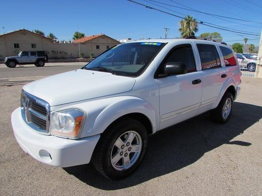 2006 DODGE DURANGO $6900 8-PASSENGER 4X4