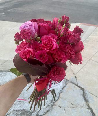 Beautiful arrangement made with roses