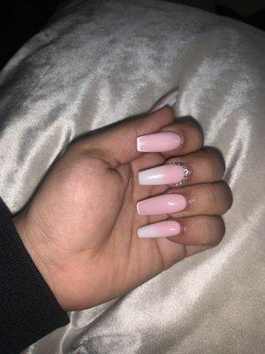 Pink and ombré Acrylic Nails, I'm in love