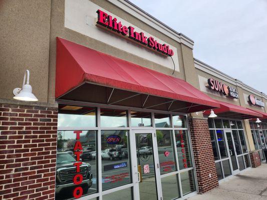 Storefront within the Food Lion Shopping plaza in Port Wentworth