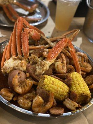 The Twisted Crab - Fort Myers