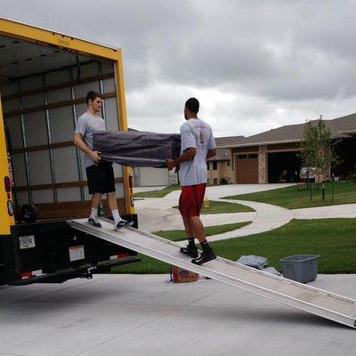 furniture moving within Des Moines and central Iowa