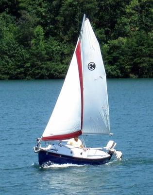 Our 16' Keeled Sailboat - Trinket