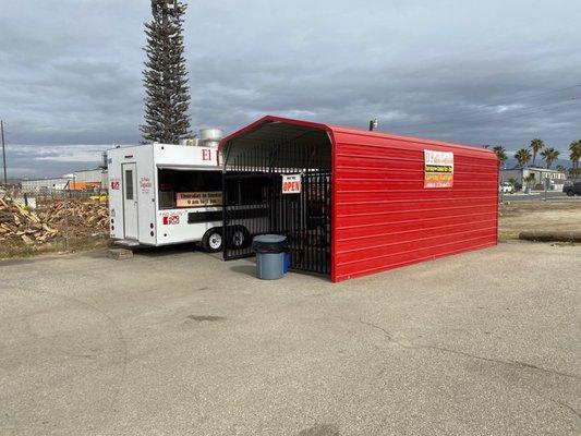 El pollo ya patio food truck