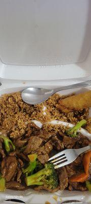 Beef & broccoli with fried rice & egg roll