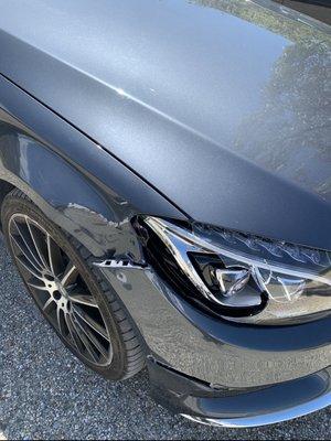 Fender bender with broken AMG Dynamic Headlight