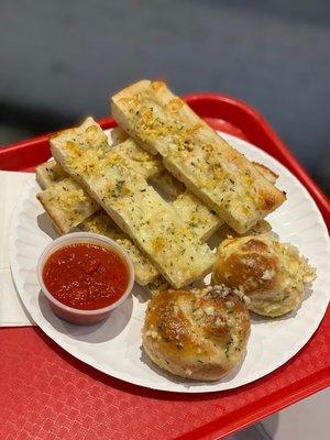 Garlic Bread & Knots