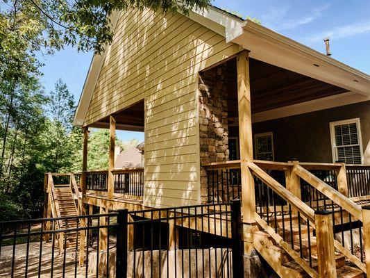 Deck Renovation! Removed the clients old deck and added this awesome entertaining space!