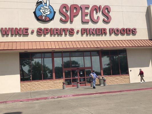 COVID-19 days at Spec's - notice people wearing masks?  May 22, 2020