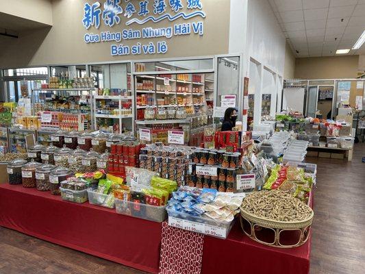 Chinese herbal (located next to entrance)