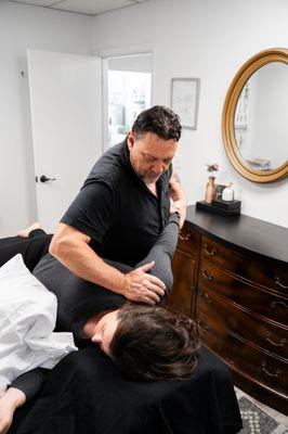 Robby's innovative approach to healing is a blend of Shiatsu and Thai massage, expertly blended with trigger point and therapeutic technique