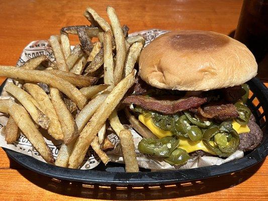 Bacon jalapeño cheeseburger