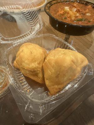 Vegetable samosas