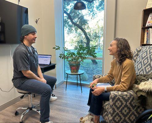 You will always receive focused attending from our physicians here. This is Dr. Guillory and a patient.