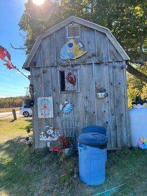 Seafood shanty side