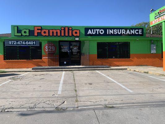 La Familia Auto Insurance & Tax Services