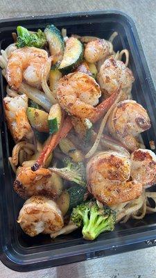 Shrimp and garlic noodles