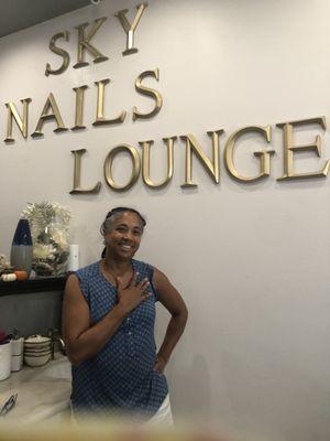 Sky Nail Lounge