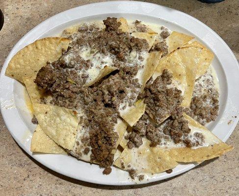 Beef nachos