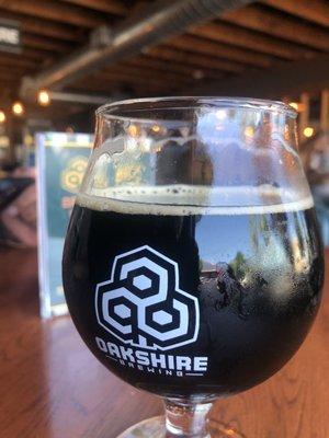 Visiting Portland from out of town and stopped in to Oakshire. We had a nice Vanilla Porter.