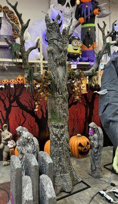 Cool tree - Halloween decor 9.1.24