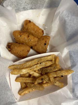 Mac n cheese wedges and fries