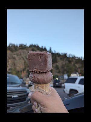 Chocolate single scoop