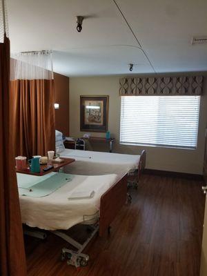 So-Cal Post Acute Rehab: beautiful rooms