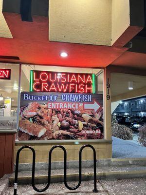 When you walk into the restaurant - go left for Crawfosh, right for Pho