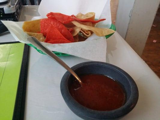 Chips and salsa made in house. Salsa is smokey. Very good.