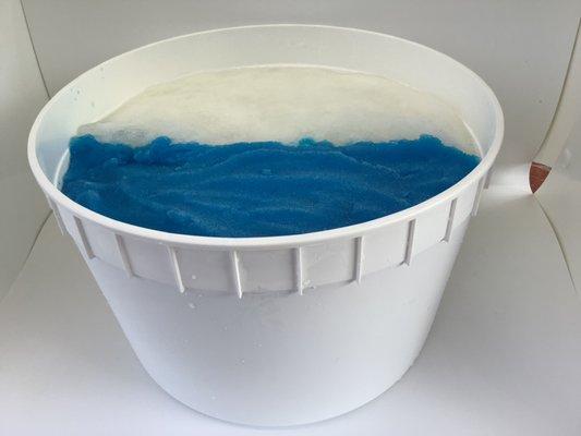 1.5 Gallon Bucket Italian Ice Pick 2 Flavors