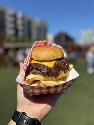 Double Cheeseburger with fries