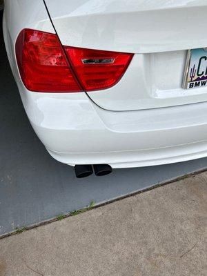 Exhaust tips.