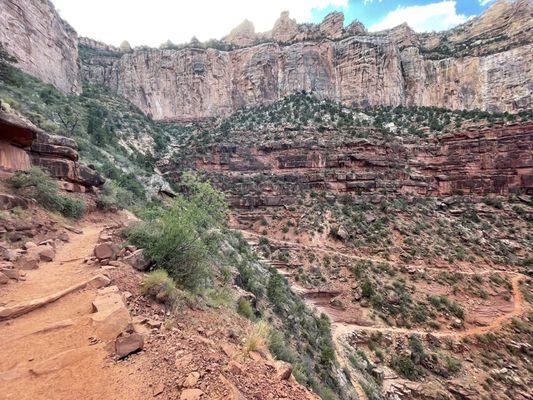 Bright Angel trail 2 miles down