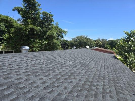 Shingle roof