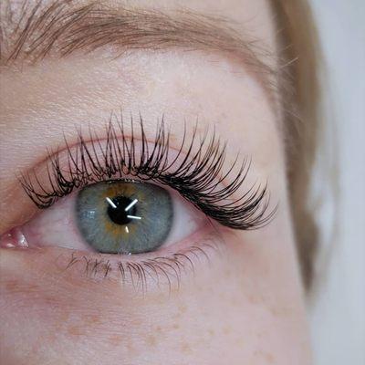 Classic eyelash extensions