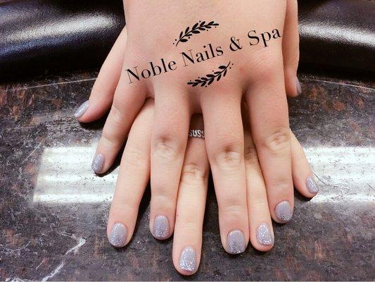 Grey ANC with silver sparkle ombré (tech: Anna)