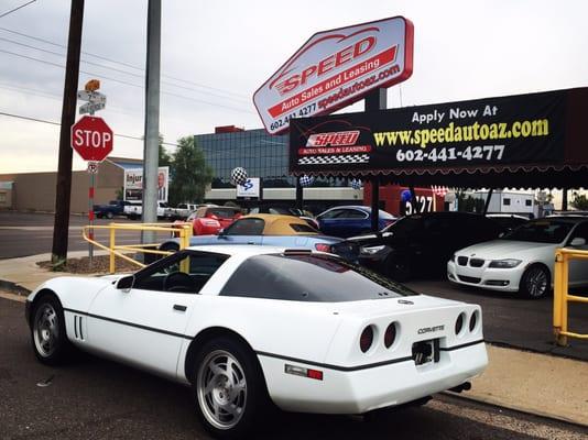 1998 Corvette white with red interior