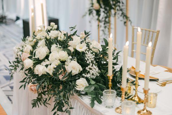 Sweetheart table arrangement