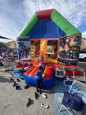 Great bounce house!!