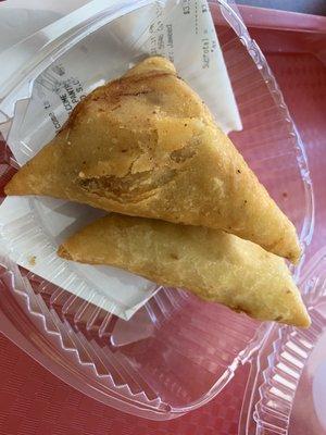 Samosas (one vegetable, one beef)