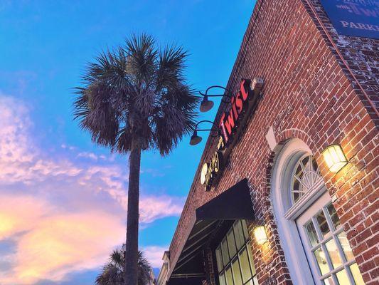 Our studio is surrounded by local bars, shops, and restaurants right in the heart of the city off of San Marco Blvd with tons of parking!