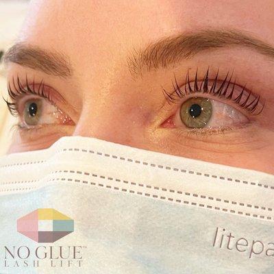 Try our unique No Glue Lash Lift™ The safest and most healthy lash lift available ! Go Glue-Free Palo Alto