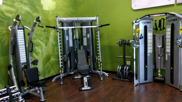 Snellville, GA Gym Source interior. Visit your local showroom to test, touch, and try equipment in store.