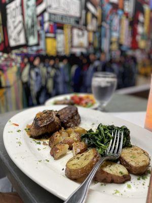 Ricardo Filet Mignon w/ red potatoes and garlic spinach