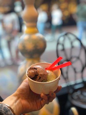 Gelato (Chocolate and pistachio)